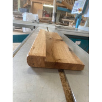 Eiche, Treppenstufe, Trittstufe, Holzstufe, Baumkante, vorne aufgedoppelt, Massivholz, 90x28x3/4,5cm